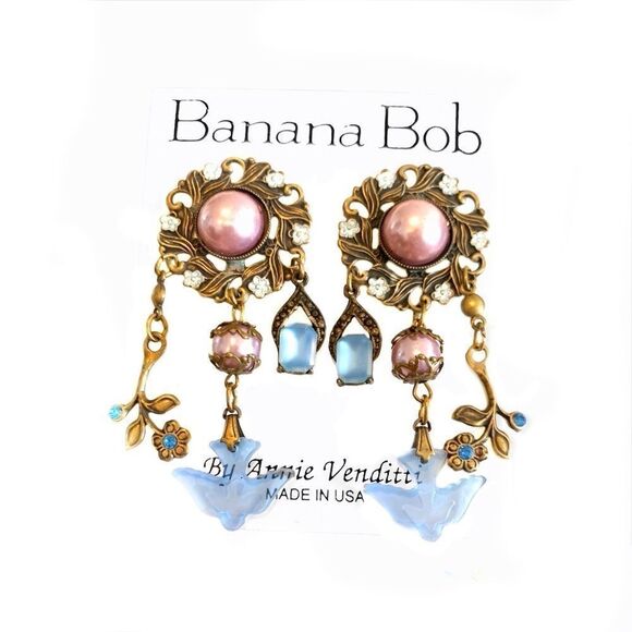 Vtg Banana Bob filagree ox gold rose and blue dove pearl chandelier earrings - Picture 5 of 5